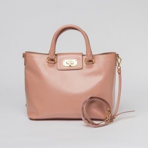 Prada Saffiano Vernice tote bag with strap ✨SOLD✨